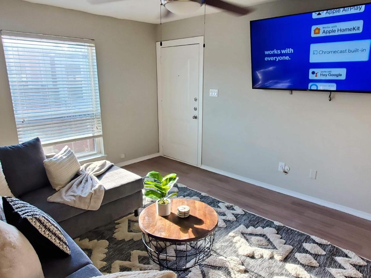 Fashionable Stylish Apartment Хюстън Екстериор снимка